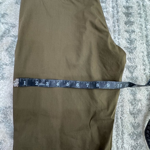 Rag & Bone Men’s Army Green Mid rise Slim Relaxed Pants Size 30 Waist - Picture 12 of 13